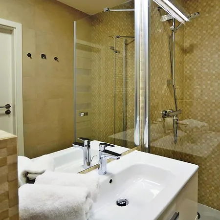 B 402 By Interhome Апартаменти Колобжег